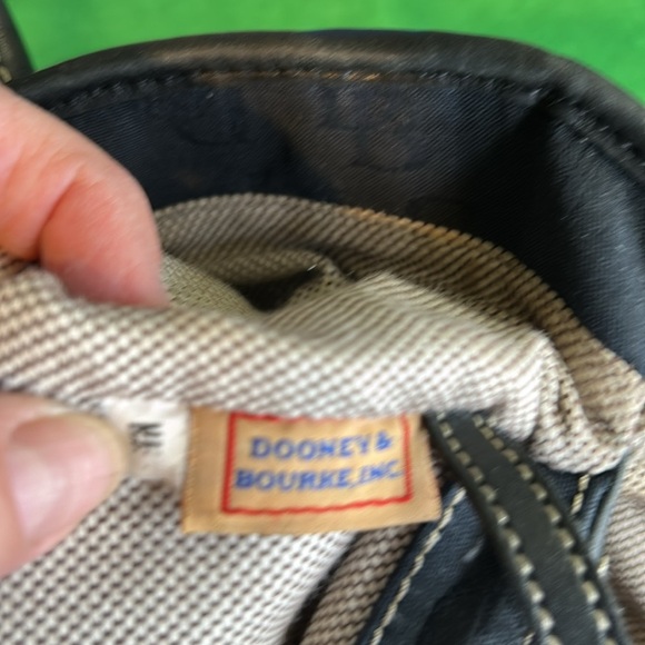 DOONEY & BOURKE SIGNATURE BLACK CANVAS SHOULDER HAND BAG TOTE #K1068110 - Picture 10 of 16
